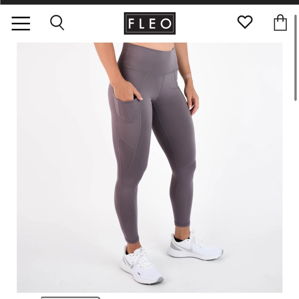 Fleo Reverie Leggings in Shark
